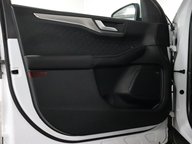 Ford Kuga TITANIUM FIRST EDITION 44