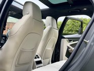 Jaguar F-Pace R-DYNAMIC HSE BLACK 90TH ANNIVERSARY EDITION 31