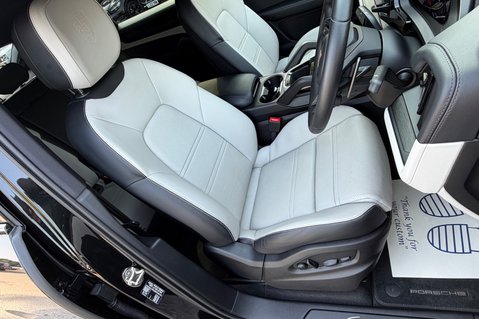 Porsche Cayenne V6 E-HYBRID BLACK EDITION -MATRIX LEDS -360 CAMS -WHITE LEATHER INTERIOR 41