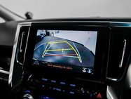 Toyota Alphard 2.5 MPV 2.5 SUV Automatic Petrol Hybrid 43