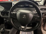 Peugeot 208 1.4 HDi Active Euro 5 5dr 28