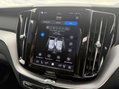 Volvo XC60 2.0 B5 MHEV R-Design SUV 5dr Petrol Hybrid Auto AWD Euro 6 (s/s) (250 ps) 46