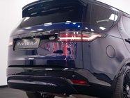 Land Rover Discovery 3.0 Discovery R-Dynamic SE D MHEV Auto 4WD 5dr 5