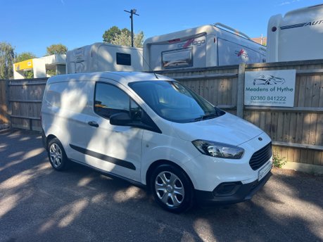 Ford Transit Courier TREND 1.5 TDCI Van 2