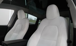 Tesla Model Y RWD Comfort Suspension White Interior Multi Coat Red One Owner Pristine 20