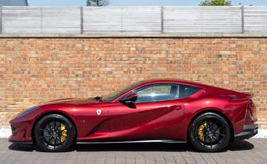 Ferrari 812 Superfast 2