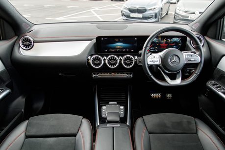 Mercedes-Benz EQA EQA 250 AMG LINE PREMIUM