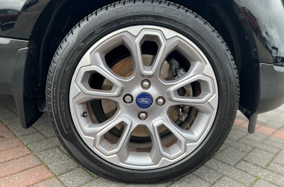 Ford Ecosport TITANIUM 12
