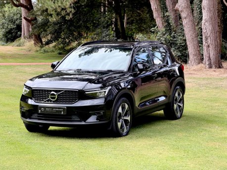 Volvo XC40 B4 PLUS 11