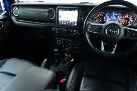 Jeep Wrangler 2.0 Wrangler Overland Unlimited Edition Auto 4WD 4dr 31