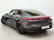 Porsche Taycan Performance 79.2kWh 4S Saloon 4dr Electric Auto 4WD (530 ps) 17