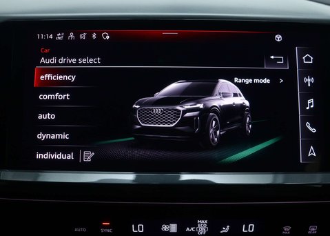 Audi Q4 50 S line SUV 5dr Electric Auto quattro 82kWh (299 ps) 29