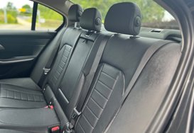 BMW 3 Series 318D SPORT 38