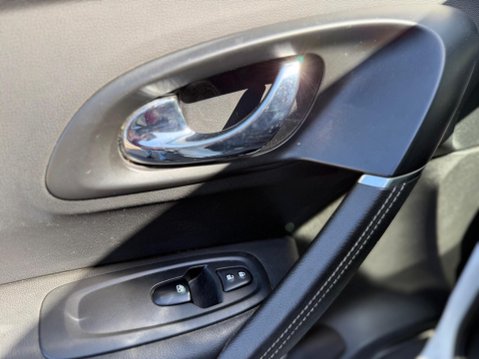 Renault Kadjar 1.5 dCi Signature Nav Euro 6 (s/s) 5dr 12