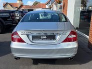 Mercedes-Benz CLS CLS320 CDI 11