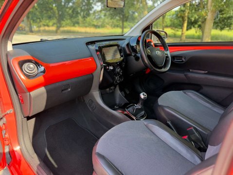 Toyota Aygo 1.0 Aygo X-Pression VVT-i 3dr 4