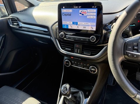 Ford Fiesta 1.0T EcoBoost Titanium Euro 6 (s/s) 5dr 17