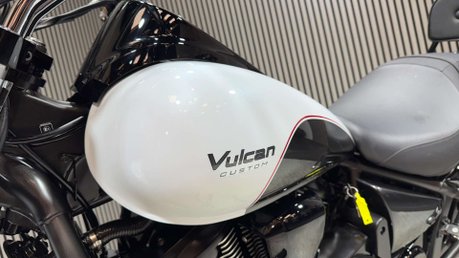Kawasaki Vulcan 900 VN 2016 ONLY 2K NEW MOT LIGHTWEIGHT CRUISER A2 BIKE 40