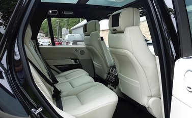 Land Rover Range Rover 4.4 SDV8 Vogue 18