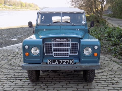 Land Rover 88 Series 111 Petrol + 7 Seats 4