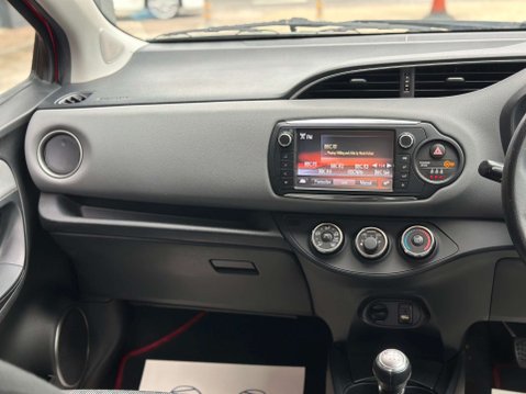 Toyota Yaris 1.3 Yaris Icon VVT-i 5dr 27
