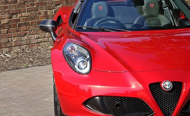 Alfa Romeo 4C Spider 11