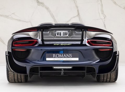 Porsche 918 Spyder Weissach 5