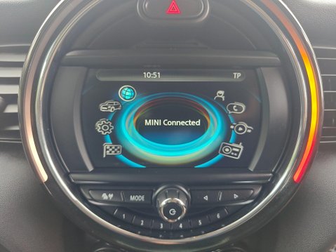 Mini Hatch 1.5 Cooper Auto Euro 6 (s/s) 5dr 47