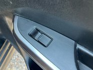 Suzuki Vitara SZ-T BOOSTERJET MHEV 38
