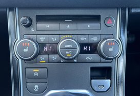 Land Rover Range Rover Evoque 2.2 ED4 PURE TECH COUPE PAN ROOF 40