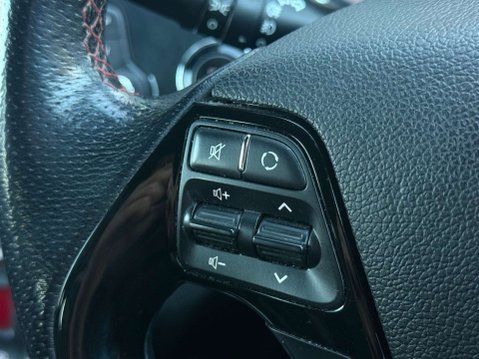 Kia Ceed 1.6 T-GDi GT Tech Euro 5 5dr 86