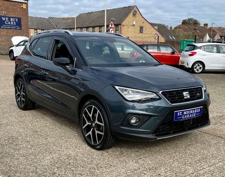 SEAT Arona 1.0 Arona FR Sport EcoTSI 5dr 4