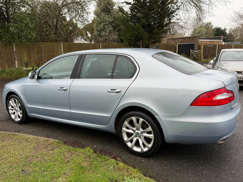 Skoda Superb SE TSI 8
