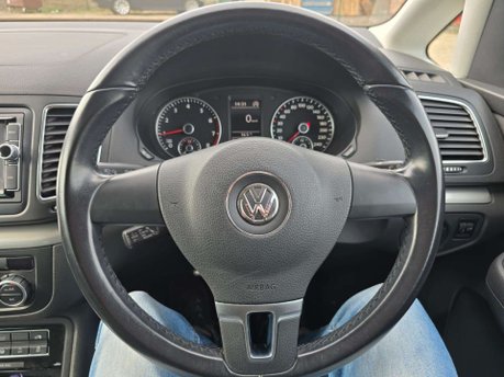 Volkswagen Sharan 1.4 TSI BlueMotion Tech SE MPV 5dr Petrol DSG Euro 5 (s/s) (150 ps) 51
