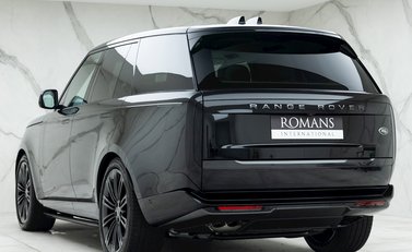 Land Rover Range Rover P530 First Edition 3