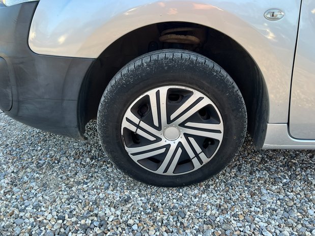 Peugeot Partner SWB L1H1 (SOLD) Low Roof Professional Air Con Nav Sensors EURO 6 NO VAT 13