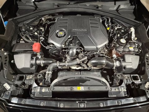 Jaguar F-Pace V6 S AWD 10