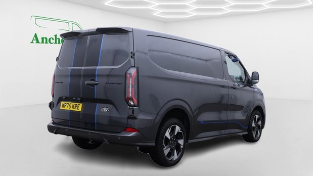 Ford Transit Custom SWB L1H1 Low Roof Sport 320 Air Con Alloys Sensors Cam EURO 6 4