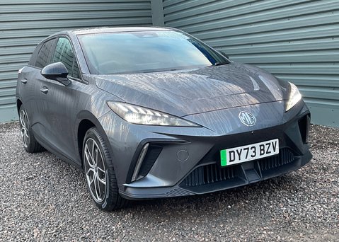 MG MG4 EV 64kWh TROPHY 7