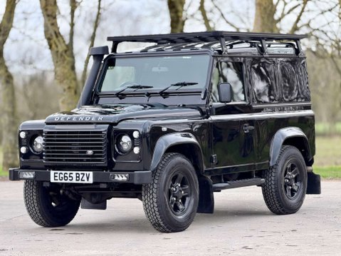 Land Rover Defender 2.2 Defender 90 XS Hard Top TD 4WD 20