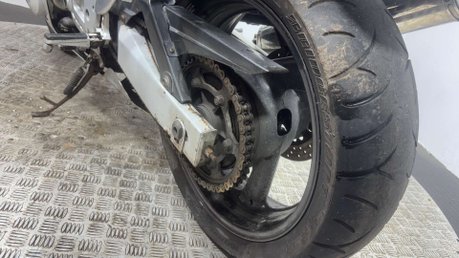 Yamaha Yzf 1996 Thundercat YZF 600CC 16