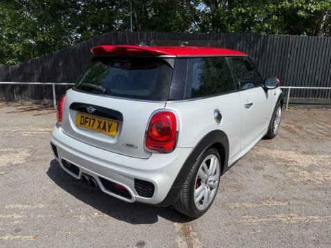 Mini Hatch JOHN COOPER WORKS 9