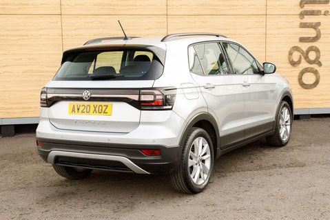 Volkswagen T-Cross SE TSI DSG 2