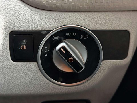 Mercedes-Benz A Class 2.1 A200 CDI Sport Hatchback 5dr Diesel 7G-DCT Euro 6 (s/s) (136 ps) 57