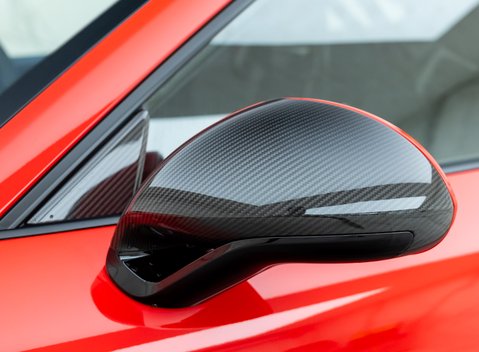 Porsche 911 GT3 (991.2) 26