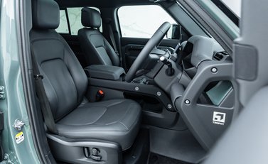 Land Rover Defender 110 TROPHY EDITION KESWICK 39