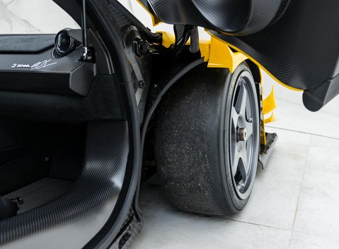 McLaren Senna GTR LM 42