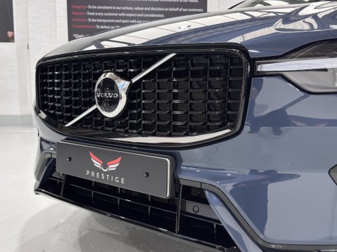 Volvo XC60 B4 PLUS MHEV 10