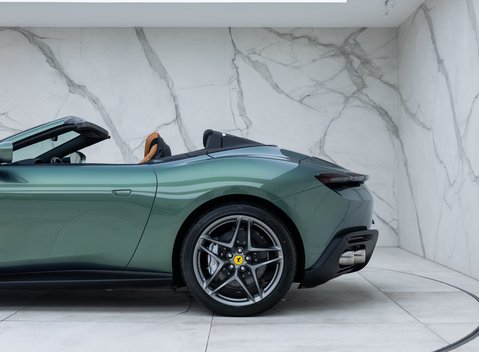 Ferrari Roma SPIDER 42