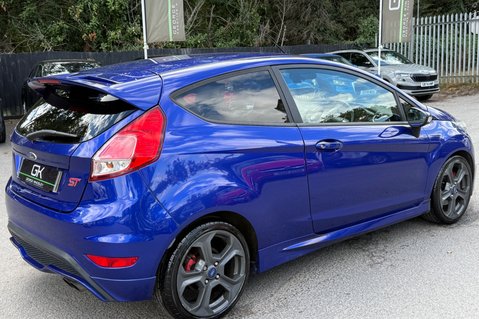 Ford Fiesta ST-2 - 8 SERVICES -NEW MOT -HEATED SEATS -KEYLESS -JUST SERVICED 22